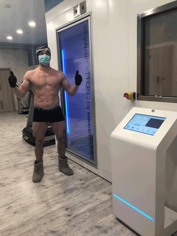 colin macgregor going into a cryo chamber